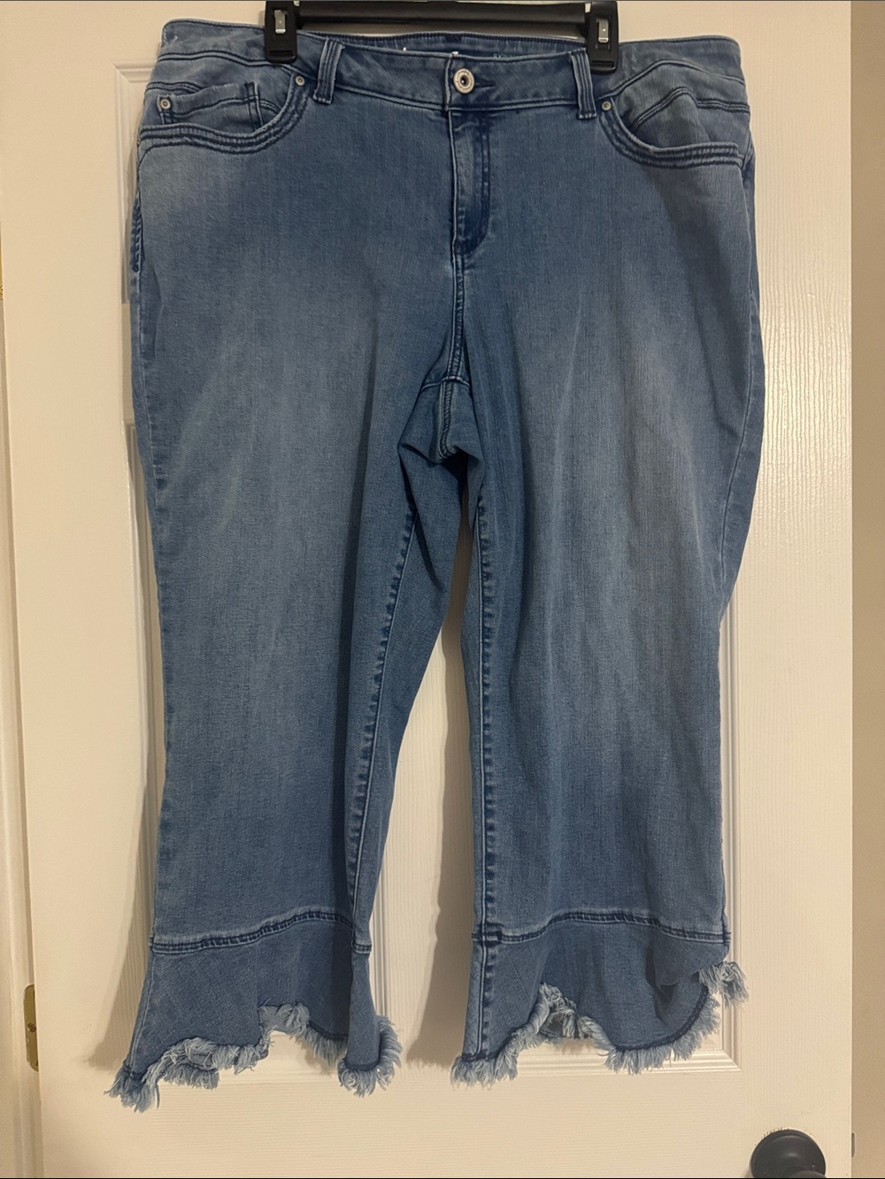 INC International Concepts Light Blue Cropped Frayed Hem Jeans